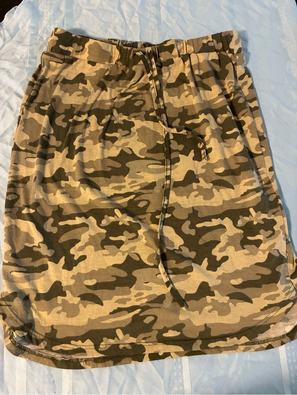 Tickled Teal Women’s Large Camouflage Skirt